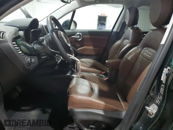 2016 FIAT 500X Lounge z VIN ZFBCFYDT6GP500506, wystawiony jako Copart lot #57641575 z przebiegiem 55 274 mil mil oraz Szkody całkowita. Historia ofert i sprzedaży dostępna na DreamBid. Obrazek 7.