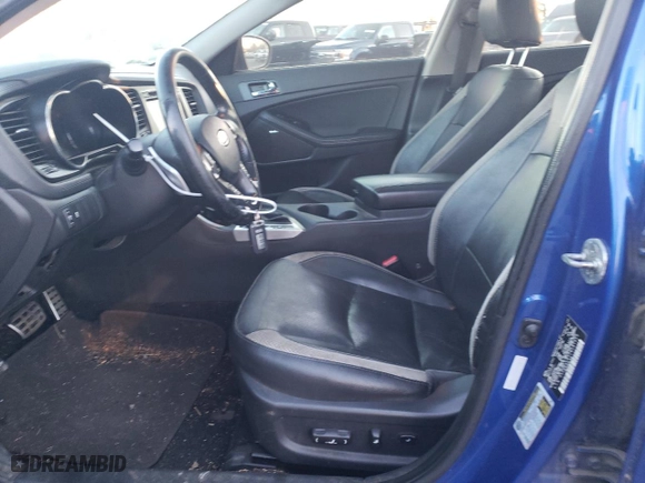 2012 Kia Optima SX with VIN 5XXGR4A61CG081429, listed as a Copart auction lot 82754384 with 207,394 mi miles and Salvage Title. Bid and sale history available at carsss.com. Image 7.