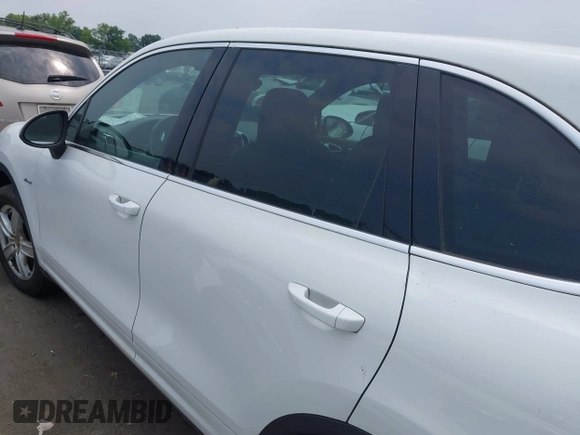 2013 Porsche Cayenne Diesel with VIN WP1AF2A26DLA41346, listed as a IAAI auction lot 42670580 with 154,110 mi miles and . Bid and sale history available at DreamBid. Image 14.