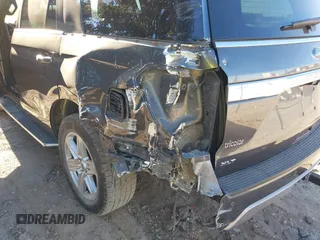 2019 Ford Expedition XLT with VIN 1FMJU1HT5KEA76330, listed as a IAAI auction lot 41171664 with 89,548 mi miles. Bid and sale history available at carsss.com. Image 6.