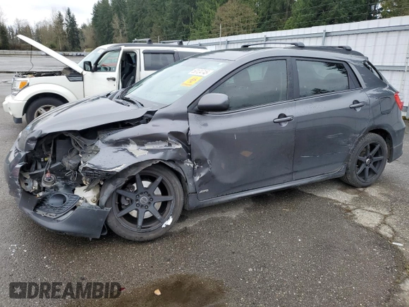 2009 Toyota Matrix S z VIN 2T1LE40E39C005200, wystawiony jako Copart lot #50124745 z przebiegiem 179 951 mil mil oraz Szkoda całkowita • Salvage title. Historia ofert i sprzedaży dostępna na DreamBid. Obrazek 1.
