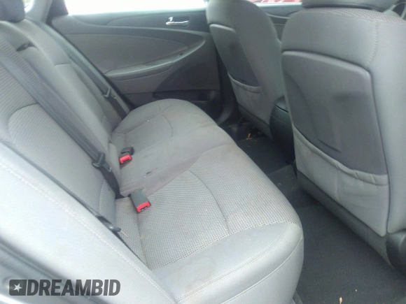 2013 Hyundai Sonata GLS with VIN 5NPEB4AC8DH533884, listed as a IAAI auction lot 41529721 with 128,560 mi miles and . Bid and sale history available at carsss.com. Image 8.