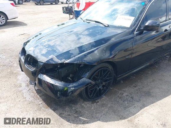 2011 BMW 3 Series 328i with VIN WBAPH5G55BNM81646, listed as a IAAI auction lot 42376059 with 116,318 mi miles and . Bid and sale history available at DreamBid. Image 6.