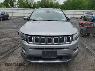2020 Jeep Compass Limited z VIN 3C4NJCCBXLT211330, wystawiony jako Copart lot #56938845 z przebiegiem 98 968 mil mil oraz Szkoda całkowita • Salvage title. Historia ofert i sprzedaży dostępna na DreamBid. Obrazek 5.