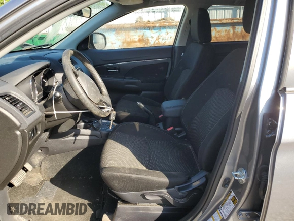 2016 Mitsubishi Outlander ES z VIN JA4AR3AU5GZ023965, wystawiony jako Copart lot #57271305 z przebiegiem 48 666 mil mil oraz Szkoda całkowita • Salvage title. Historia ofert i sprzedaży dostępna na DreamBid. Obrazek 7.