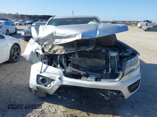 2019 Chevrolet Colorado 2WD LT z VIN 1GCGSCEN9K1283509, wystawiony jako IAAI lot #42146482 z przebiegiem Nie podano mil oraz . Historia ofert i sprzedaży dostępna na DreamBid. Obrazek 6.