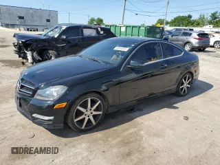 2015 Mercedes-Benz C 250 with VIN WDDGJ4HB6FG376698, listed as a Copart auction lot 63044865 with 94,962 mi miles and Clean title. Bid and sale history available at DreamBid. Image 1.