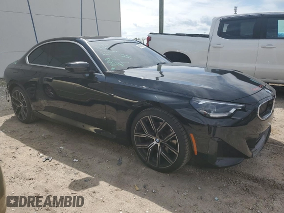 2022 BMW 2 Series 230i with VIN 3MW23CM06N8C37176, listed as a Copart auction lot 45566284 with 13,201 mi miles. Bid and sale history available at carsss.com. Image 4.