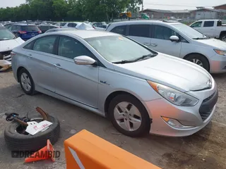 2012 Hyundai Sonata Hybrid z VIN KMHEC4A48CA042738, wystawiony jako IAAI lot #42481383 z przebiegiem 192 751 mil mil oraz . Historia ofert i sprzedaży dostępna na DreamBid. Obrazek 1.