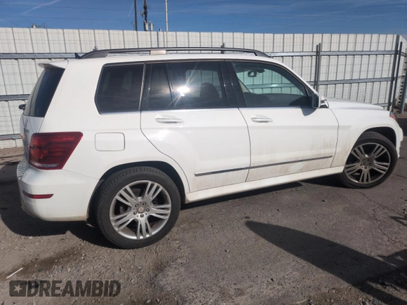 2013 Mercedes-Benz GLK 350 z VIN WDCGG8JB9DG141150, wystawiony jako Copart lot #53545815 z przebiegiem 96 628 mil mil oraz Szkoda całkowita • Salvage title. Historia ofert i sprzedaży dostępna na DreamBid. Obrazek 3.
