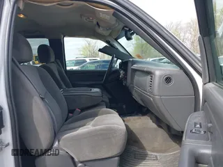 2005 Chevrolet Silverado 1500 Z71 with VIN 1GCEK19Z15Z182852, listed as a IAAI auction lot 41891082 with 182,839 mi miles and . Bid and sale history available at DreamBid. Image 5.