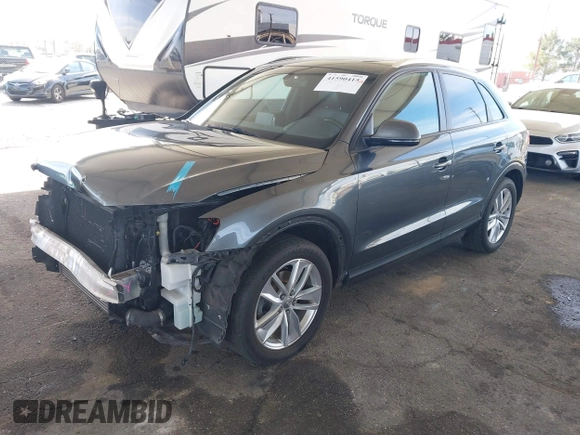 2018 Audi Q3 Premium with VIN WA1BCCFS5JR006653, listed as a IAAI auction lot 41590415 with 65,008 mi miles. Bid and sale history available at carsss.com. Image 2.