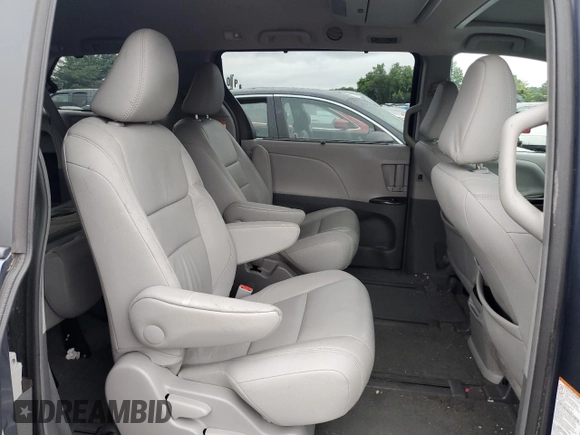 2017 Toyota Sienna XLE with VIN 5TDDZ3DC8HS166630, listed as a Copart auction lot 63404205 with 93,018 mi miles and Salvage title. Bid and sale history available at DreamBid. Image 10.