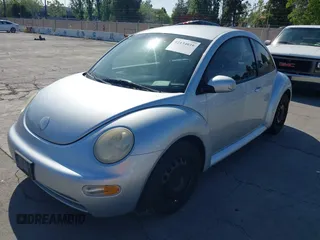 2005 Volkswagen Beetle GL with VIN 3VWBK31C95M403330, listed as a IAAI auction lot 42134616 with 152,736 mi miles and . Bid and sale history available at DreamBid. Image 6.