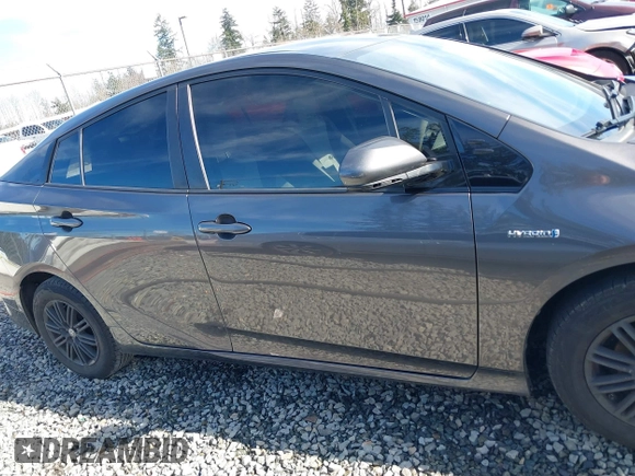 2016 Toyota Prius Four with VIN JTDKARFU7G3516014, listed as a IAAI auction lot 41671300 with 175,745 mi miles. Bid and sale history available at carsss.com. Image 13.