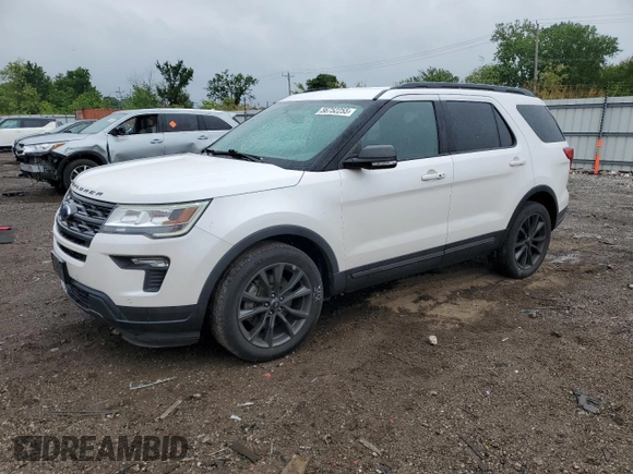 2018 Ford Explorer XLT z VIN 1FM5K8D80JGA32076, wystawiony jako Copart lot #56752255 z przebiegiem 79 947 mil mil oraz Szkoda całkowita • Salvage title. Historia ofert i sprzedaży dostępna na DreamBid. Obrazek 1.