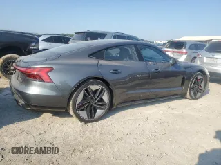 2022 Audi RS e-tron GT z VIN WAUAHBFW6N7904693, wystawiony jako Copart lot #72273784 z przebiegiem 10 180 mil mil oraz Szkody całkowita. Historia ofert i sprzedaży dostępna na DreamBid. Obrazek 3.