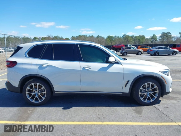 2022 BMW X5 sDrive40i with VIN 5UXCR4C07N9M97460, listed as a IAAI auction lot 41737440 with 1 mi miles. Bid and sale history available at carsss.com. Image 13.