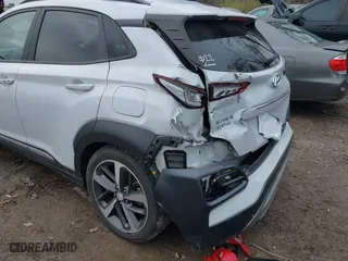 2021 Hyundai Kona Limited with VIN KM8K3CA56MU608725, listed as a IAAI auction lot 40941605 with 32,464 mi miles. Bid and sale history available at carsss.com. Image 6.