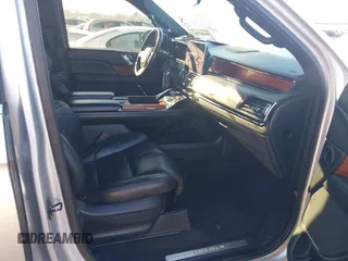 2018 Lincoln Navigator с VIN 5LMJJ2NT2JEL07666, выставлен на аукционе IAAI как лот 41667467 с пробегом 92 192 миль миль и . История ставок и продаж доступна на DreamBid. Изображение 5.