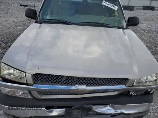 2005 Chevrolet Silverado 1500 LT z VIN 2GCEC19TX51315044, wystawiony jako Copart lot #43703545 z przebiegiem 306 084 mil mil oraz Szkoda całkowita • Salvage title. Historia ofert i sprzedaży dostępna na DreamBid. Obrazek 12.
