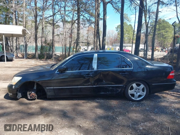 2005 Lexus LS 430 with VIN JTHBN36F355013969, listed as a IAAI auction lot 41887437 with 232,163 mi miles. Bid and sale history available at carsss.com. Image 6.