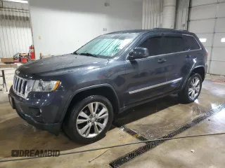 2013 Jeep Grand Cherokee Laredo with VIN 1C4RJFAG4DC587245, listed as a Copart auction lot 44062795 with 175,690 mi miles and Clean Title. Bid and sale history available at carsss.com. Image 1.