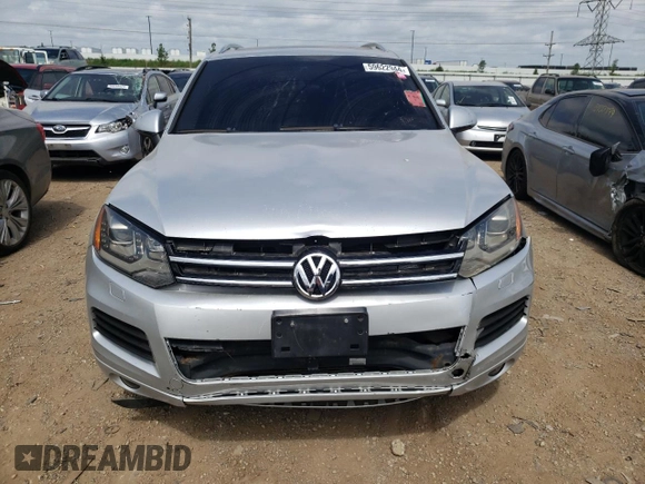 2012 Volkswagen Touareg Exec with VIN WVGEF9BP9CD009937, listed as a Copart auction lot 59622944 with Not Provided miles and Clean Title. Bid and sale history available at DreamBid. Image 5.