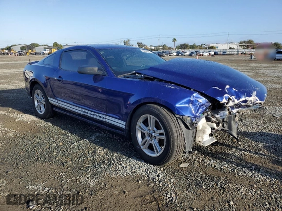 2013 Ford Mustang V6 with VIN 1ZVBP8AM2D5232027, listed as a Copart auction lot 49652665 with Not provided miles and Salvage title. Bid and sale history available at DreamBid. Image 4.