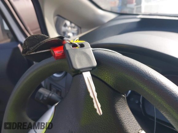 2014 Nissan Note SV with VIN 3N1CE2CPXEL395899, listed as a IAAI auction lot 41923275 with 149,730 mi miles and . Bid and sale history available at DreamBid. Image 11.