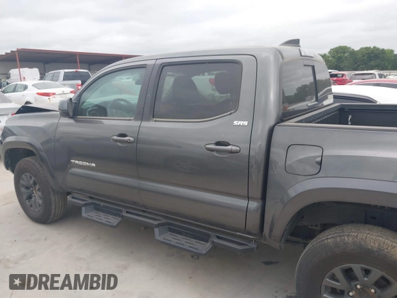 2023 Toyota Tacoma SR5 z VIN 3TMAZ5CN8PM201702, wystawiony jako IAAI lot #42060855 z przebiegiem 17 705 mil mil oraz . Historia ofert i sprzedaży dostępna na DreamBid. Obrazek 15.