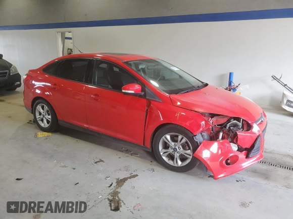 2014 Ford Focus SE with VIN 1FADP3F2XEL243947, listed as a Copart auction lot 54070955 with 110,173 mi miles and Salvage Title. Bid and sale history available at carsss.com. Image 4.