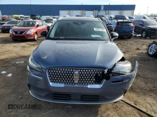 2022 Lincoln Corsair Standard with VIN 5LMCJ1D9XNUL13929, listed as a Copart auction lot 48221795 with 42,130 mi miles and Salvage Title. Bid and sale history available at carsss.com. Image 5.