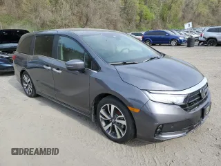 2024 Honda Odyssey Touring with VIN 5FNRL6H80RB001448, listed as a Copart auction lot 54790165 with 13,716 mi miles and Salvage Title. Bid and sale history available at carsss.com. Image 4.