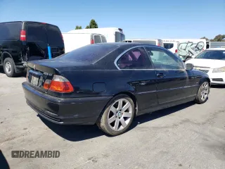 2001 BMW 3 Series 325Ci with VIN WBABN334X1JW49159, listed as a Copart auction lot 67799724 with 215,468 mi miles and Salvage Title. Bid and sale history available at carsss.com. Image 3.