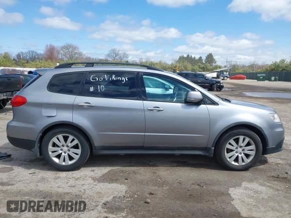 2008 Subaru Tribeca Limited z VIN 4S4WX90DX84402265, wystawiony jako IAAI lot #41959991 z przebiegiem Nie podano mil oraz . Historia ofert i sprzedaży dostępna na DreamBid. Obrazek 13.