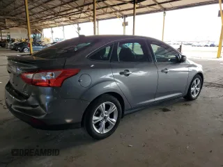 2012 Ford Focus SE with VIN 1FAHP3F23CL429733, listed as a Copart auction lot 51943945 with 132,178 mi miles and Clean Title. Bid and sale history available at carsss.com. Image 3.