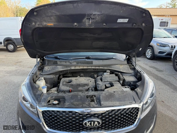 2017 Kia Sorento LX with VIN 5XYPGDA33HG326827, listed as a Copart auction lot 53404495 with 100,840 mi miles and Clean Title. Bid and sale history available at carsss.com. Image 7.