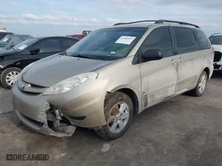 2010 Toyota Sienna CE with VIN 5TDKK4CC9AS311702, listed as a IAAI auction lot 41586415 with 206,453 mi miles. Bid and sale history available at carsss.com. Image 17.