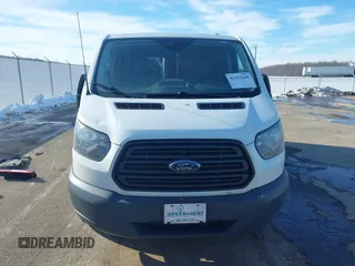 2017 Ford Transit с VIN 1FTYE1YM1HKA37236, выставлен на аукционе IAAI как лот 41353640 с пробегом Не указан миль и . История ставок и продаж доступна на DreamBid. Изображение 13.
