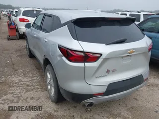 2020 Chevrolet Blazer LT z VIN 3GNKBCRSXLS570066, wystawiony jako IAAI lot #42140439 z przebiegiem 187 034 mil mil oraz . Historia ofert i sprzedaży dostępna na DreamBid. Obrazek 3.
