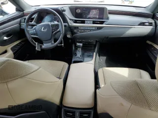 2019 Lexus ES 350 with VIN 58ABZ1B10KU020498, listed as a Copart auction lot 51284535 with 61,157 mi miles and Salvage Title. Bid and sale history available at DreamBid. Image 8.