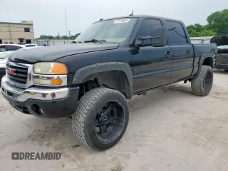 2004 GMC Sierra 1500 SLE z VIN 2GTEK13T841396538, wystawiony jako Copart lot #57279605 z przebiegiem 207 508 mil mil oraz Czysty tytuł • Clean title. Historia ofert i sprzedaży dostępna na DreamBid. Obrazek 1.