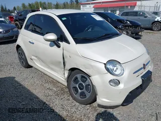 2013 FIAT 500e with VIN 3C3CFFGE8DT753420, listed as a IAAI auction lot 42095388 with 78,264 mi miles. Bid and sale history available at carsss.com. Image 1.