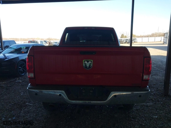 2018 Ram 2500 Tradesman with VIN 3C6UR5CJ2JG120962, listed as a IAAI auction lot 41041140 with 90,737 mi miles. Bid and sale history available at carsss.com. Image 16.