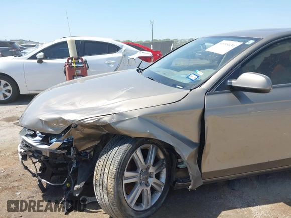 2010 Audi A4 Premium с VIN WAUAFAFL4AN026984, выставлен на аукционе IAAI как лот 41995634 с пробегом 121 440 миль миль и . История ставок и продаж доступна на DreamBid. Изображение 6.