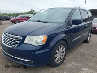 2013 Chrysler Town & Country Touring z VIN 2C4RC1BG1DR677083, wystawiony jako IAAI lot #42317204 z przebiegiem 204 879 mil mil oraz . Historia ofert i sprzedaży dostępna na DreamBid. Obrazek 2.