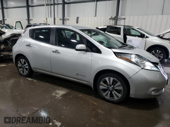 2017 Nissan LEAF S with VIN 1N4BZ0CP2HC306012, listed as a Copart auction lot 86767614 with 42,666 mi miles and Salvage Title. Bid and sale history available at carsss.com. Image 4.