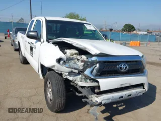2013 Toyota Tacoma with VIN 5TFTX4CN9DX021742, listed as a IAAI auction lot 41996671 with 125,959 mi miles and . Bid and sale history available at DreamBid. Image 6.
