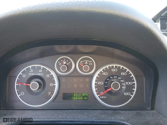 2007 Ford Fusion SE with VIN 3FAHP07Z47R194888, listed as a IAAI auction lot 41323445 with 124,743 mi miles. Bid and sale history available at carsss.com. Image 7.